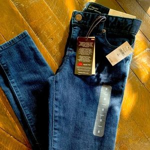 Girls size 8 gap smoky jeans NWT